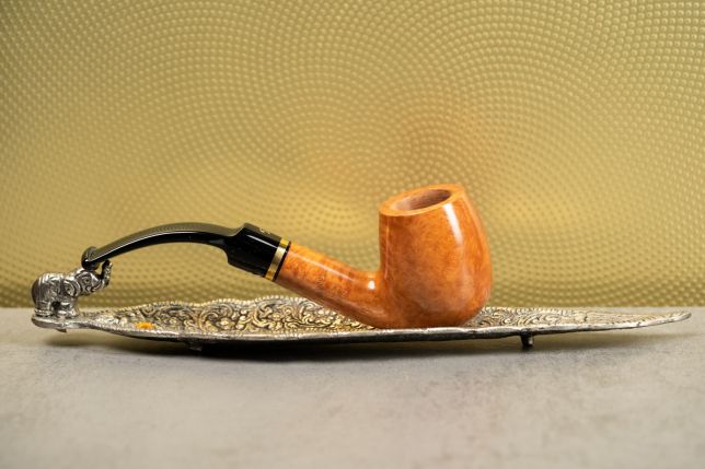 Pipe smoking: A timeless ritual