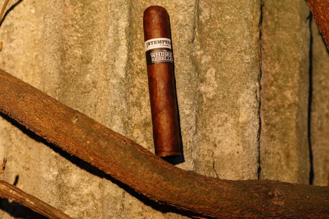 The Ultimate Guide to Roma Craft Cigars: Elevate Your Smoking Experience