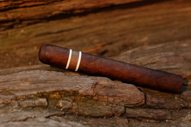 The Ultimate Guide to Roma Craft Cigars: Elevate Your Smoking Experience