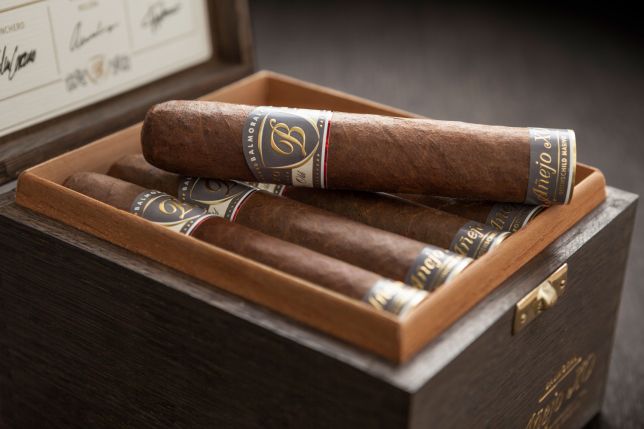 Balmoral Añejo Cigars: A Luxurious Smoking Experience