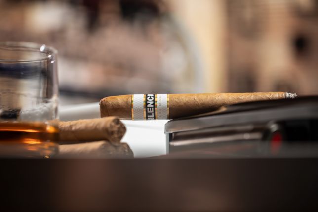 Discover the Elegance of Silencio Red Dot Cigars