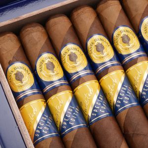 Santa Damiana Twisted Special Edition 2023 Churchill (12)